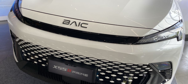 Mobil China BAIC Tanpa Emblem Beijing, Kini Tampil Beda dan Lebih Murah!